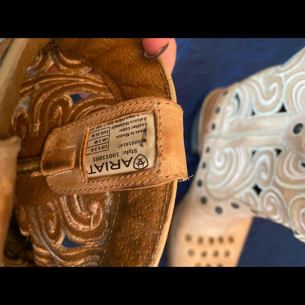Arita cowboy boots